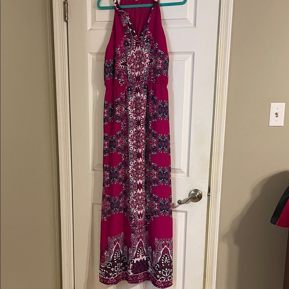 Skies Are Blue Magenta and White Patterned Midi Dress Screams  elegant and FUN - Picture 3 of 6